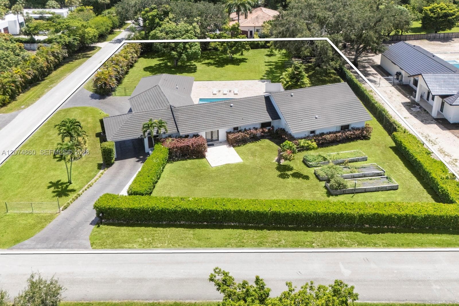 11601 SW 88th Ave, Miami FL 33176