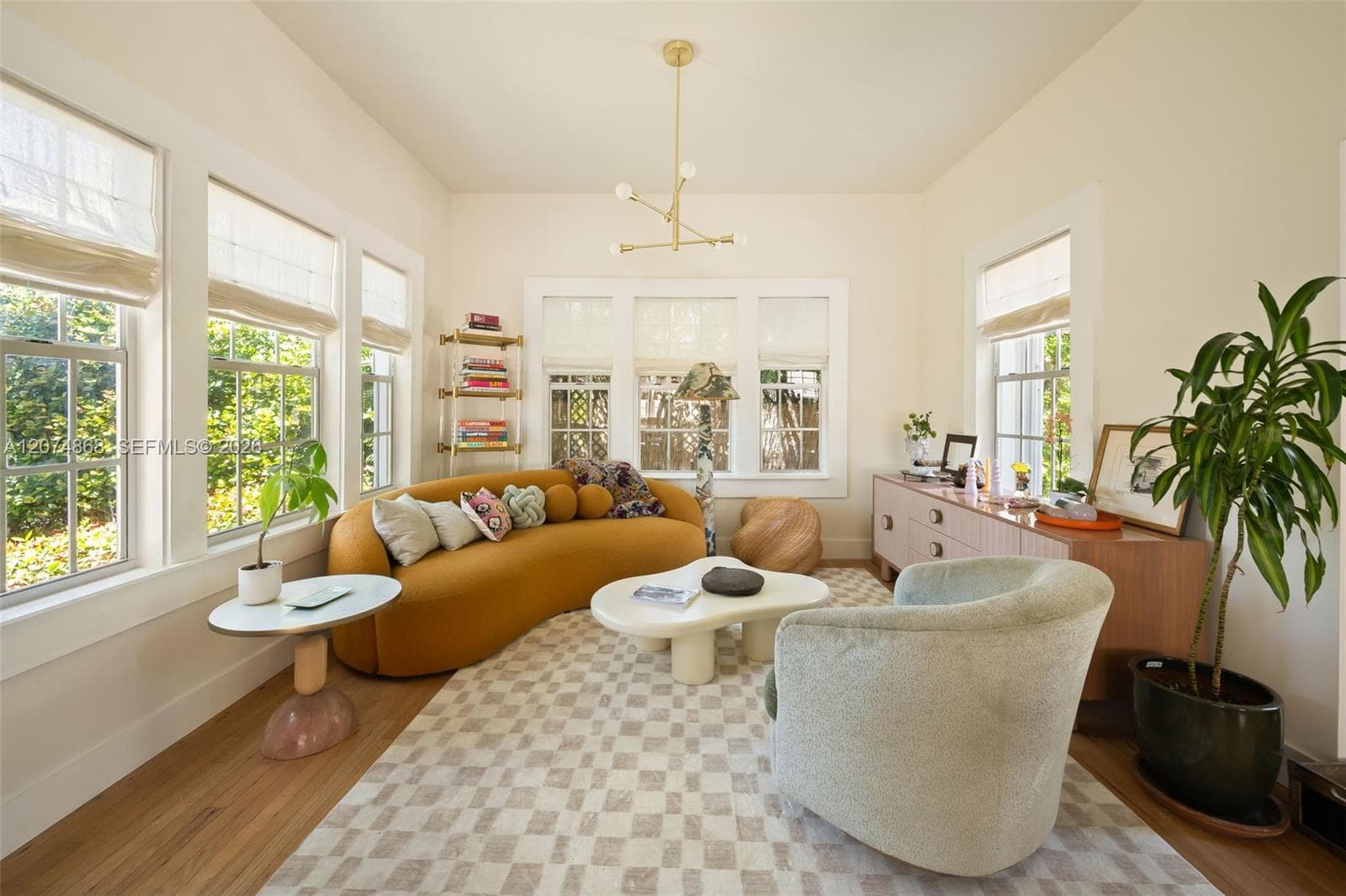 524 W 47th St, Miami Beach, FL 33140 photo 3