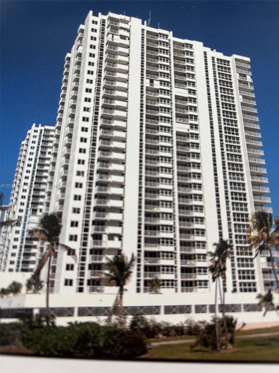 1370 S Ocean Blvd # 1206, Pompano Beach FL 33062