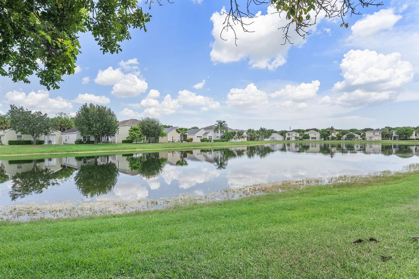 120 HAMILTON Terrace, Royal Palm Beach FL 33414 photo 2