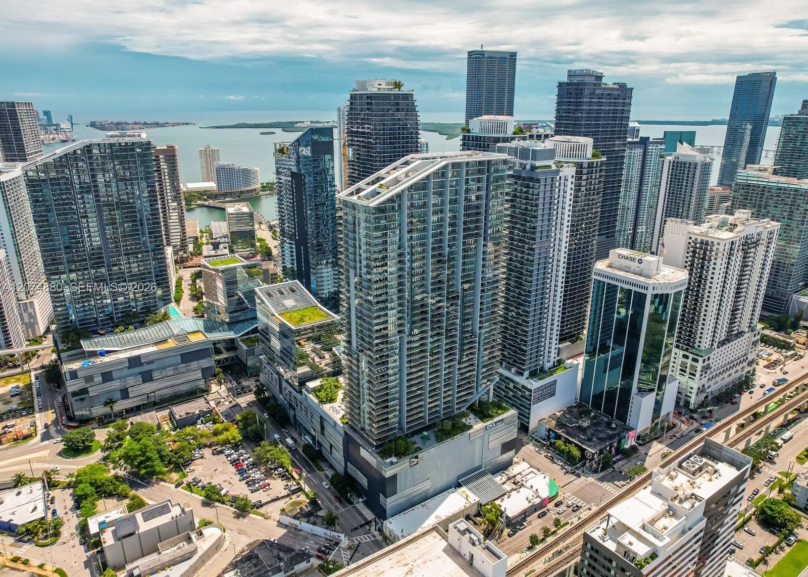 88 SW 7 # 2112, Miami FL 33130 photo 2
