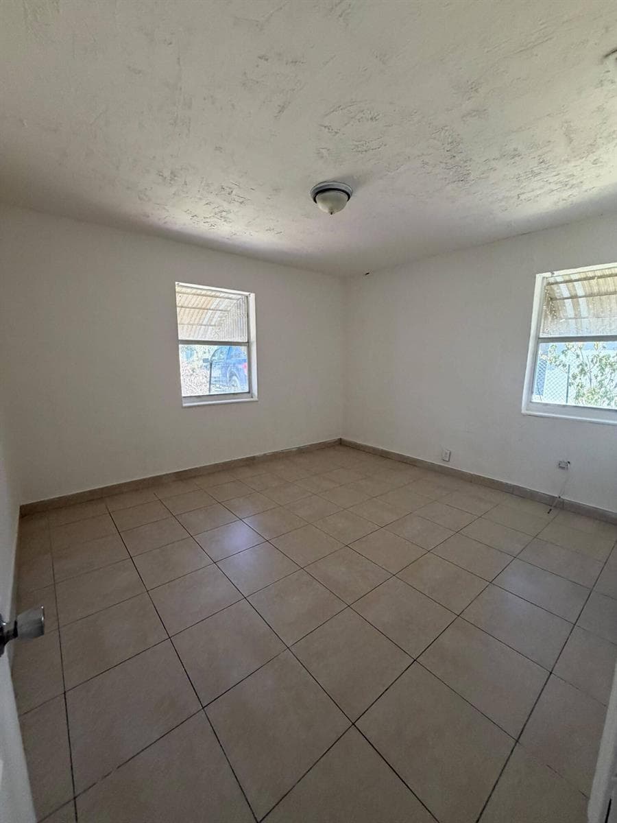 1525 W 15TH Street, Riviera Beach FL 33404 photo 3