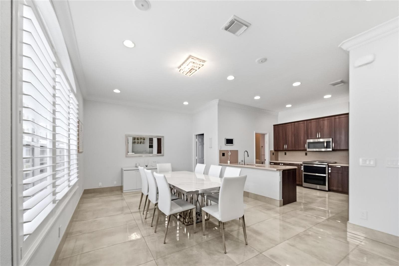 4916 SW 38TH Way, Hollywood FL 33312