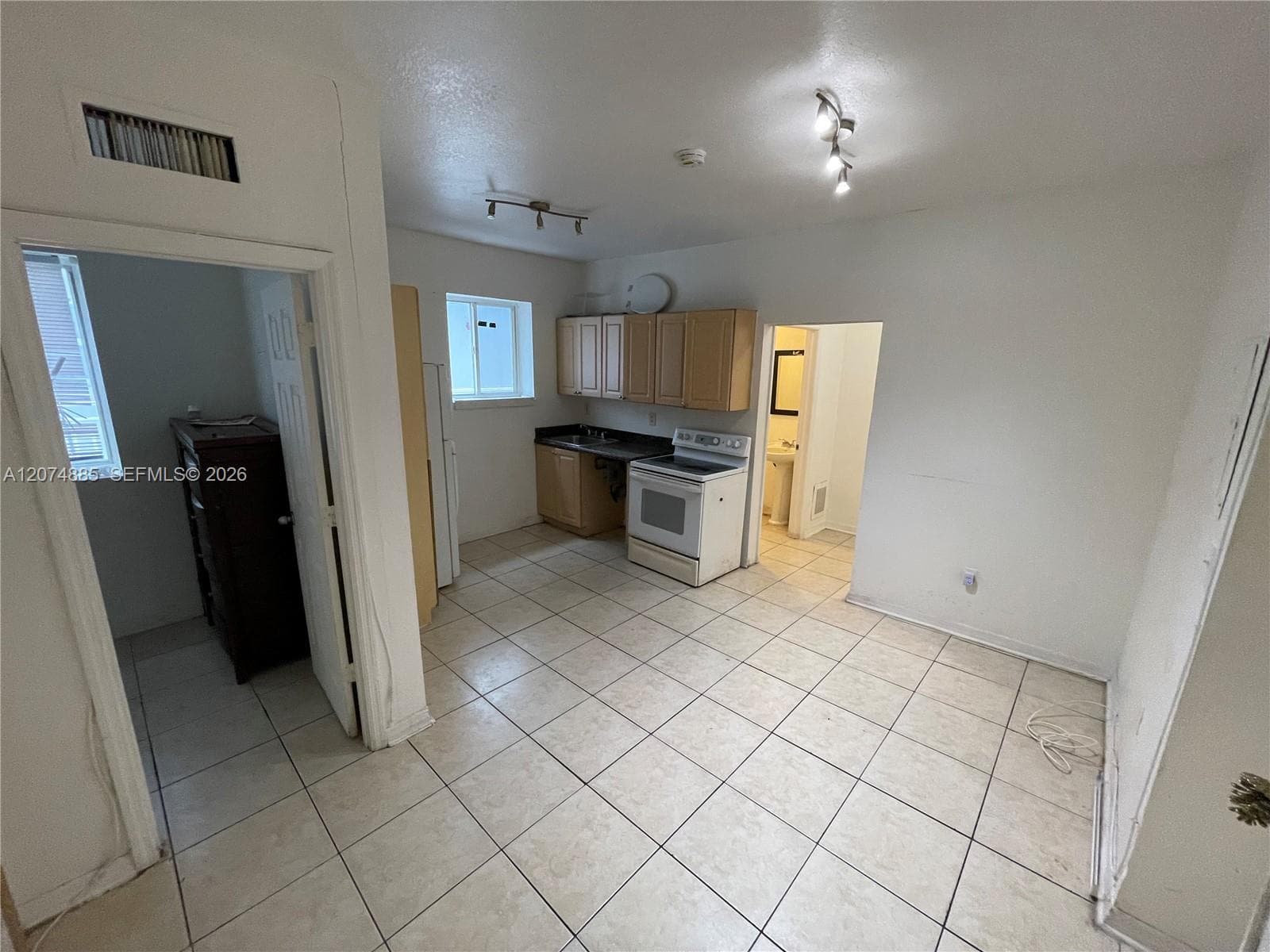 1021 NW 3rd St # 207, Miami FL 33128 photo 2