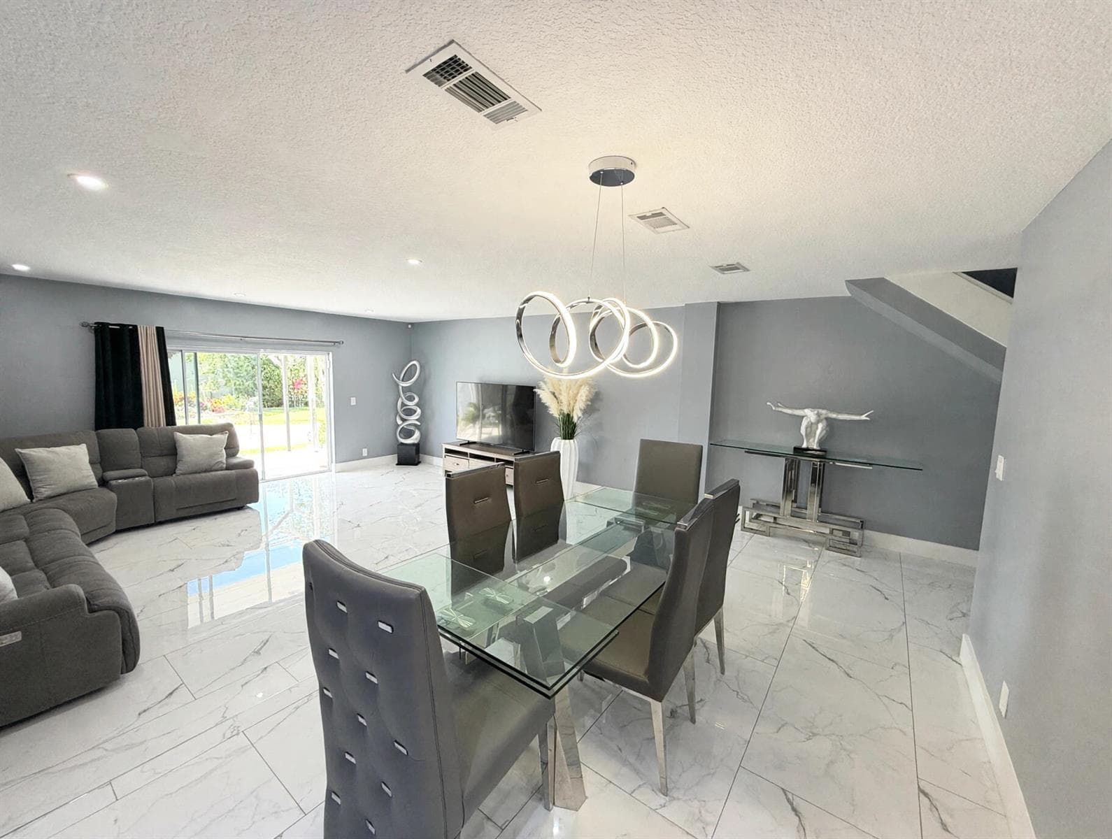 9054 NW 35TH Place, Sunrise FL 33351 photo 5