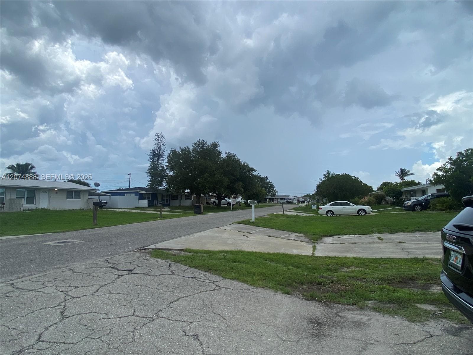 1111 N VINEYARD ST, Lehigh Acres FL 33936 photo 2