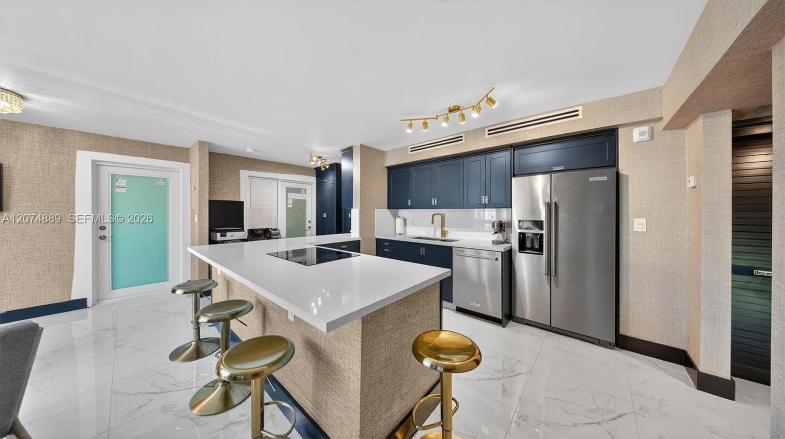 1400 Pennsylvania Ave # 11, Miami Beach FL 33139 photo 5