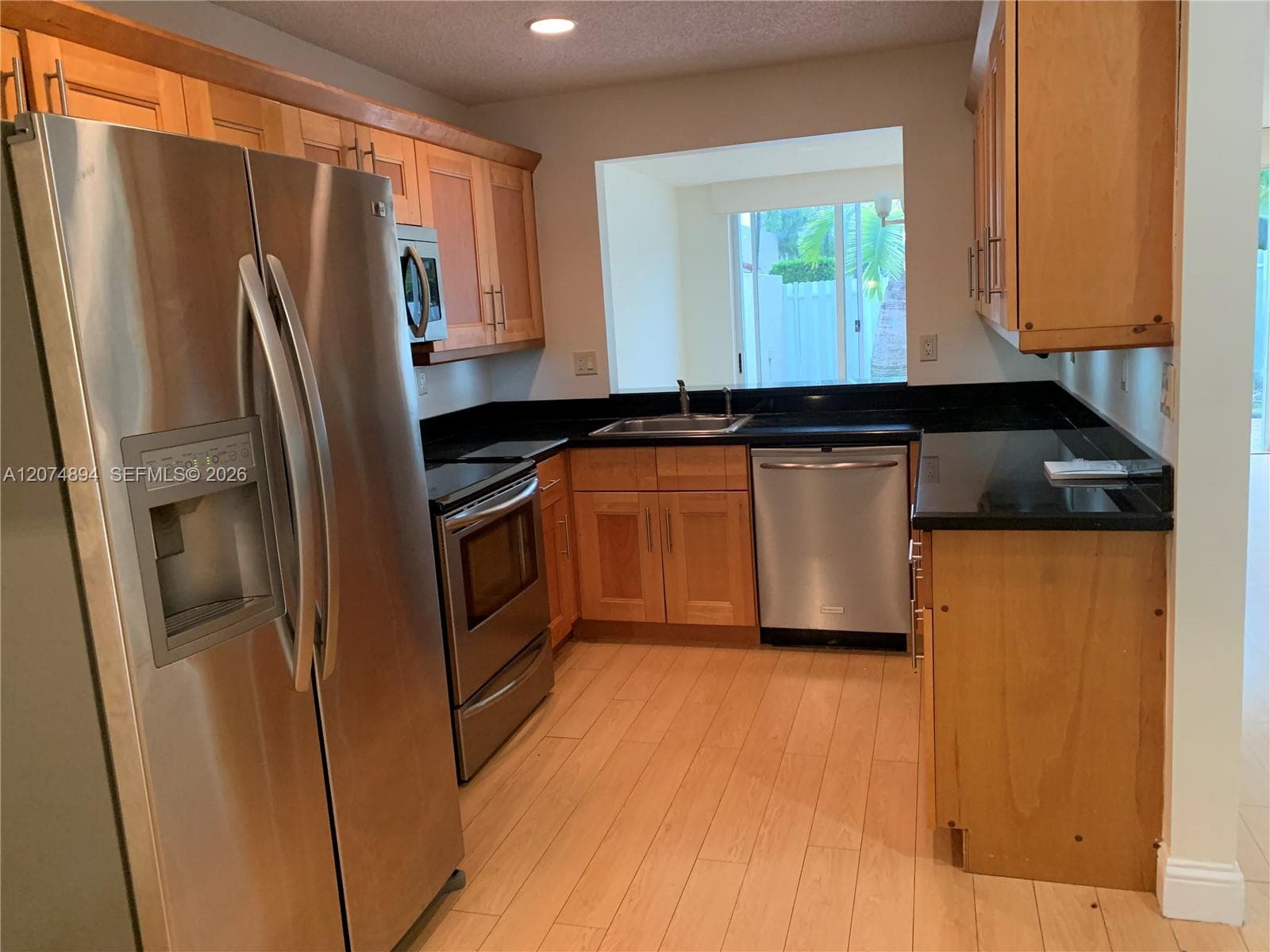 4447 NW 98th Ave, Doral FL 33178 photo 3