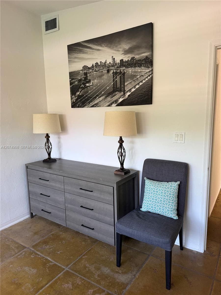 935 Polk St # 0, Hollywood FL 33019 photo 5