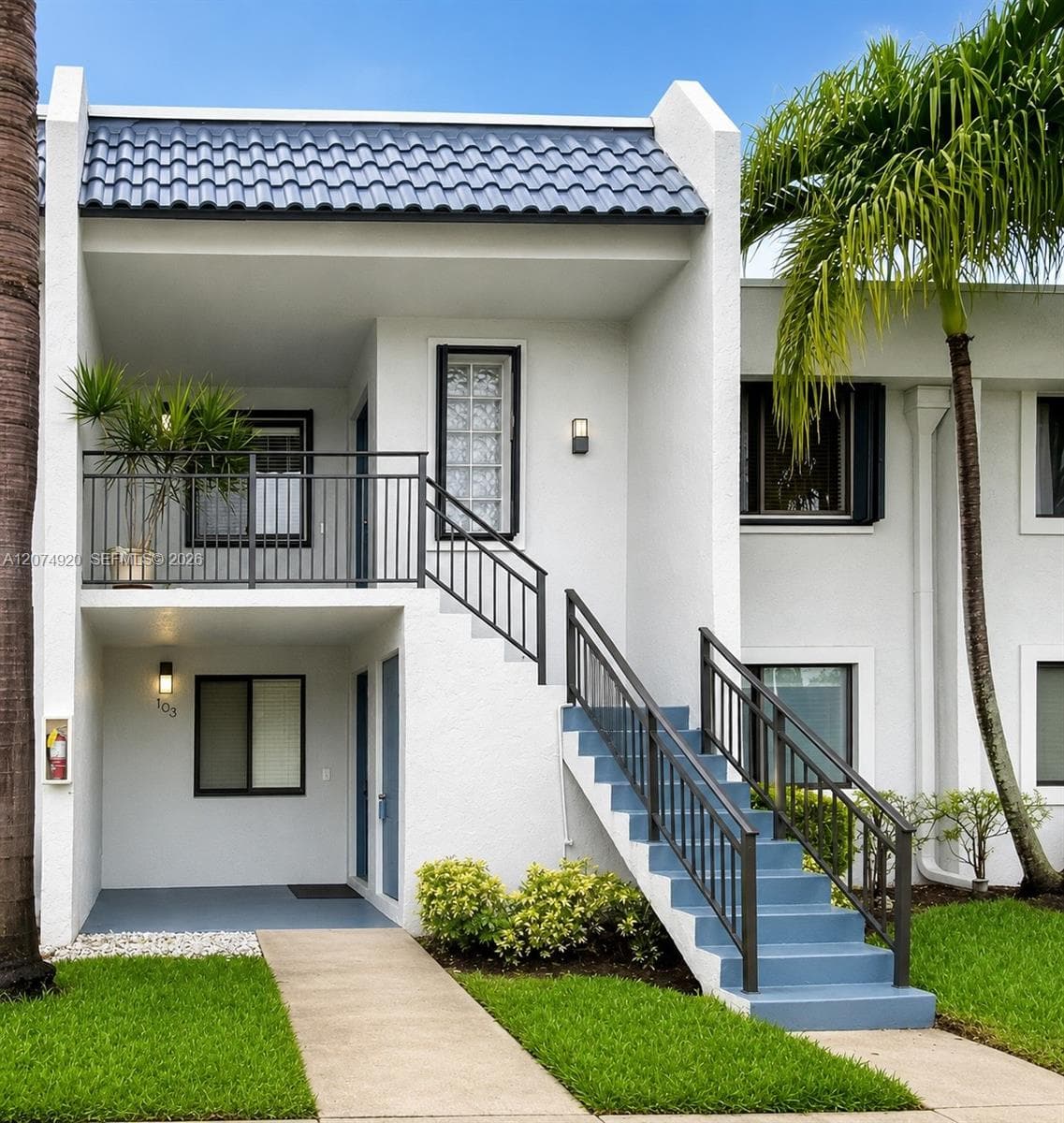 16511 Blatt Blvd # 103, Weston FL 33326