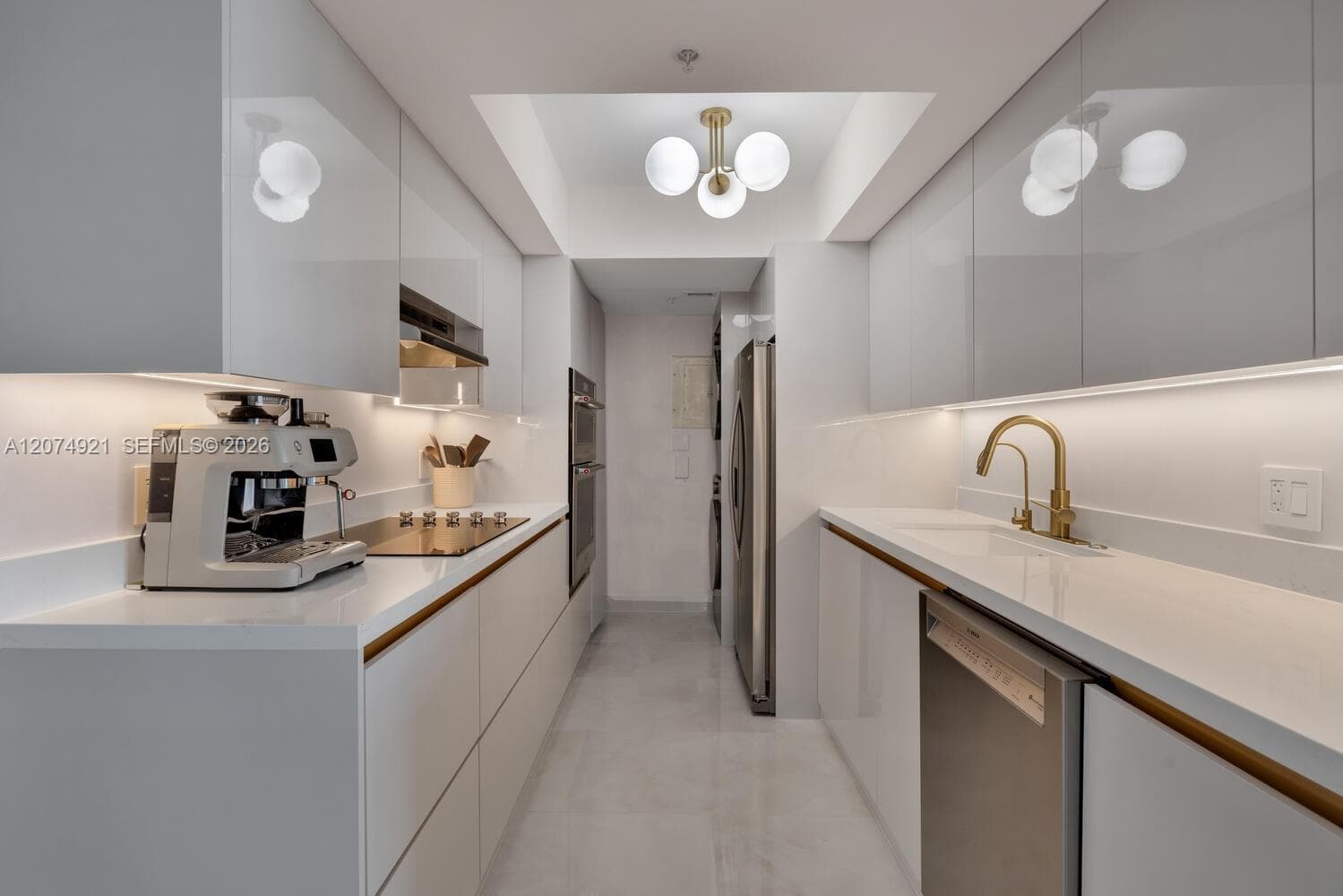 90 Alton Rd # 2207, Miami Beach FL 33139 photo 4