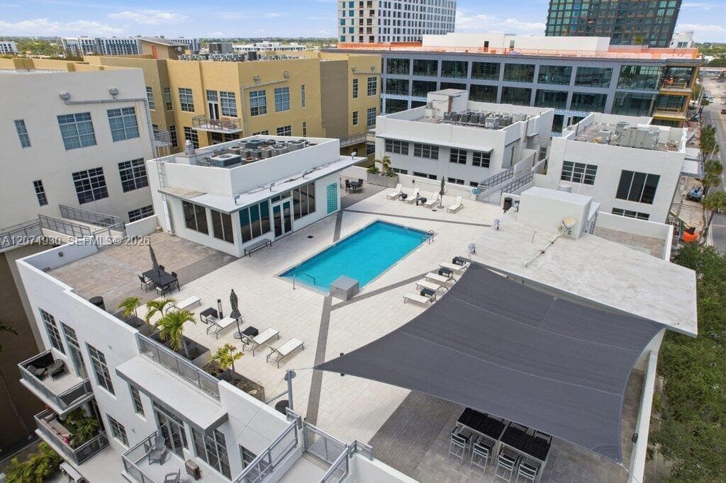 425 N Andrews Ave # 202, Fort Lauderdale FL 33301 photo 2