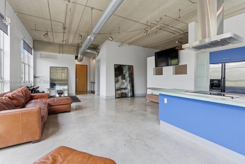 425 N Andrews Ave # 202, Fort Lauderdale FL 33301 photo 5