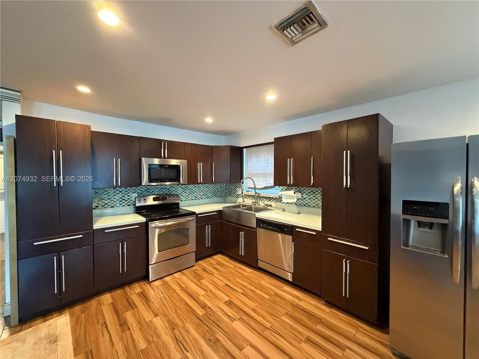 56 NW 39th St # 56, Miami FL 33127 photo 5