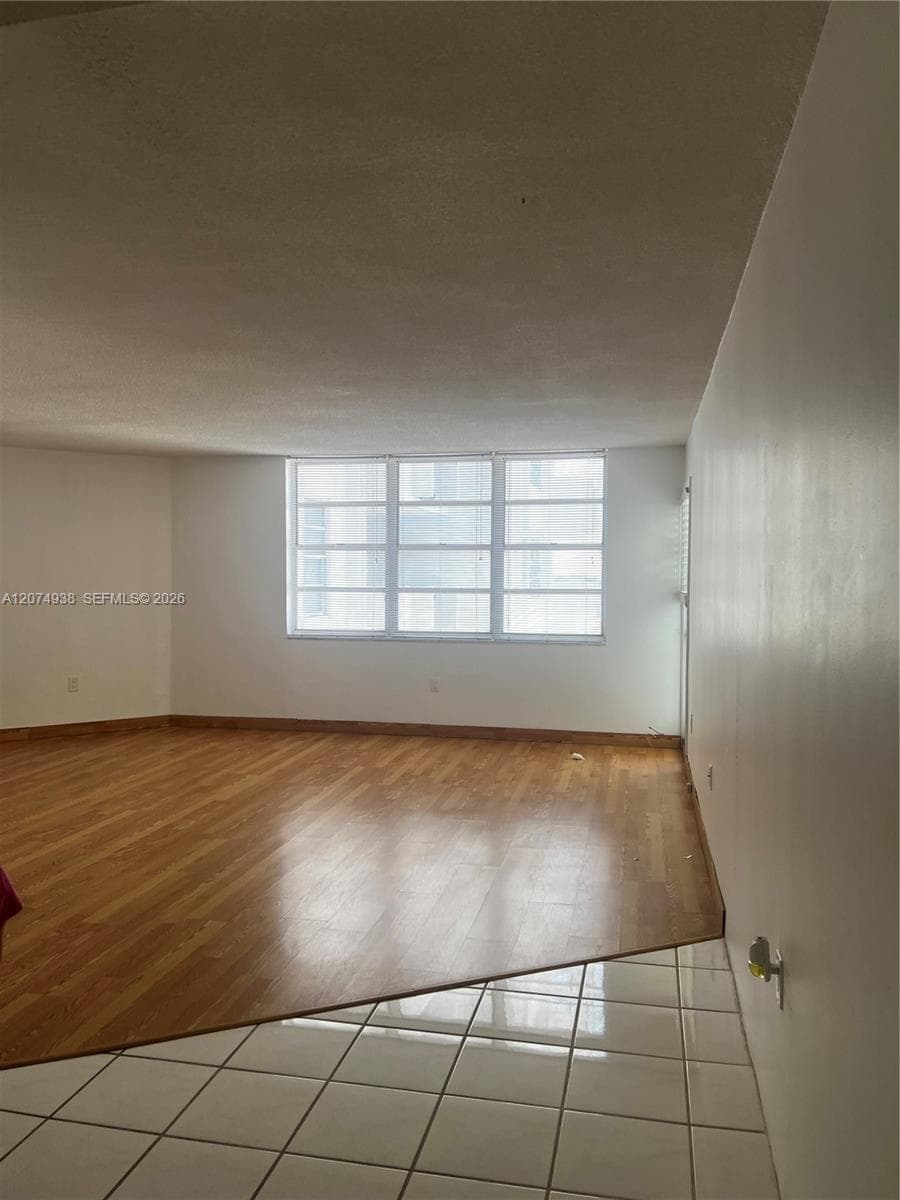 2750 NE 183rd St # 807, Aventura FL 33160 photo 4