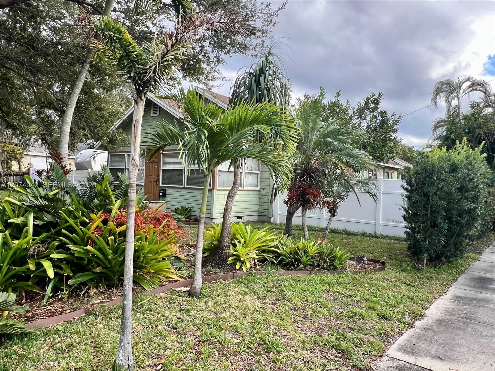400 NE 3rd St, Pompano Beach FL 33060 photo 5