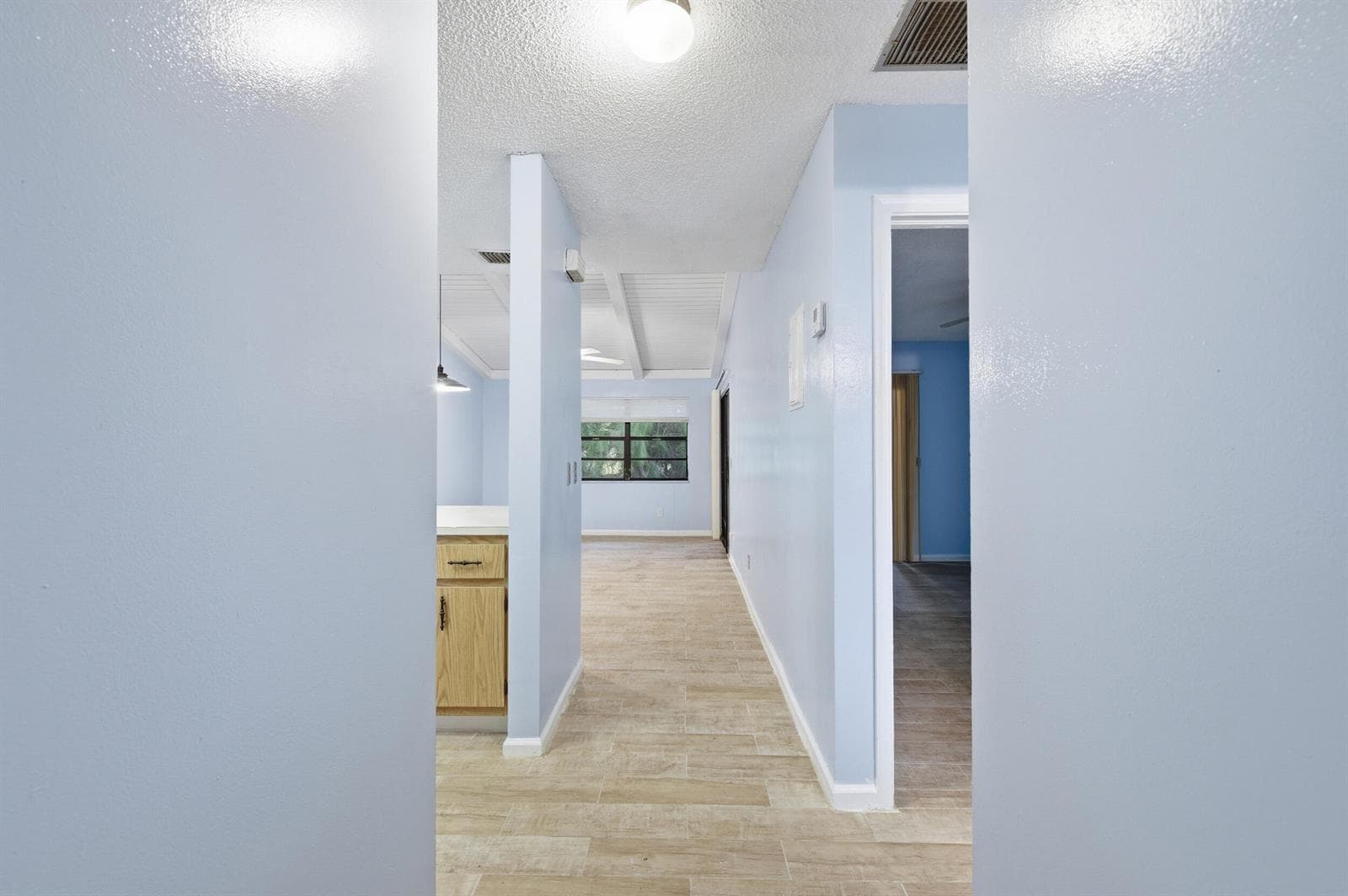 506 GLENWOOD Drive, West Palm Beach FL 33415 photo 4