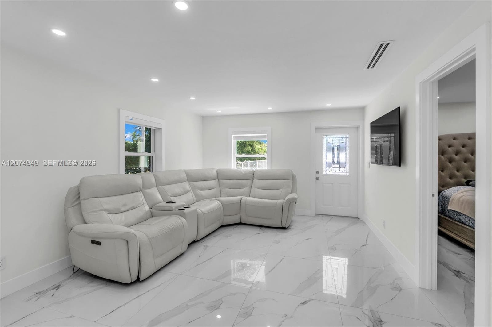 1593 Barbarie Ln, West Palm Beach FL 33417 photo 4