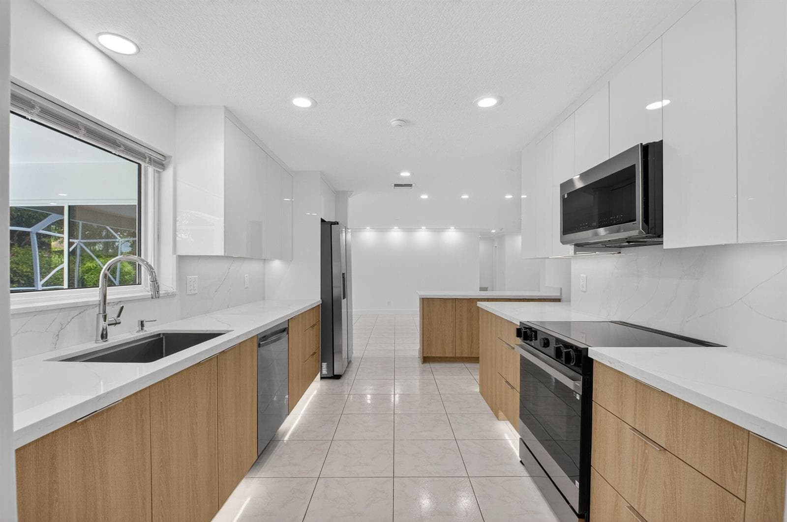 4599 BRADY Boulevard, Delray Beach FL 33445 photo 4