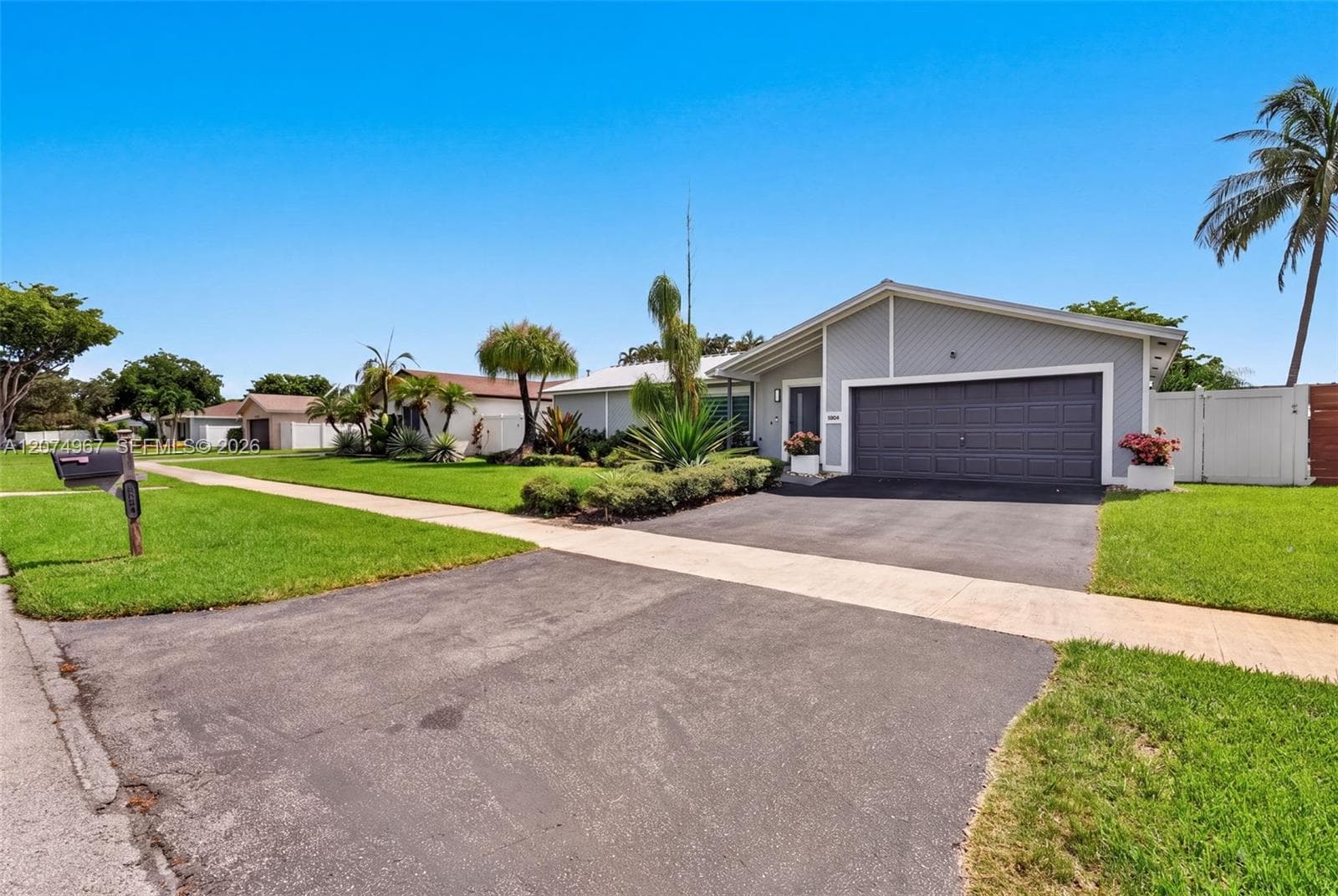 5804 SW 116th Ave, Cooper City FL 33330 photo 5