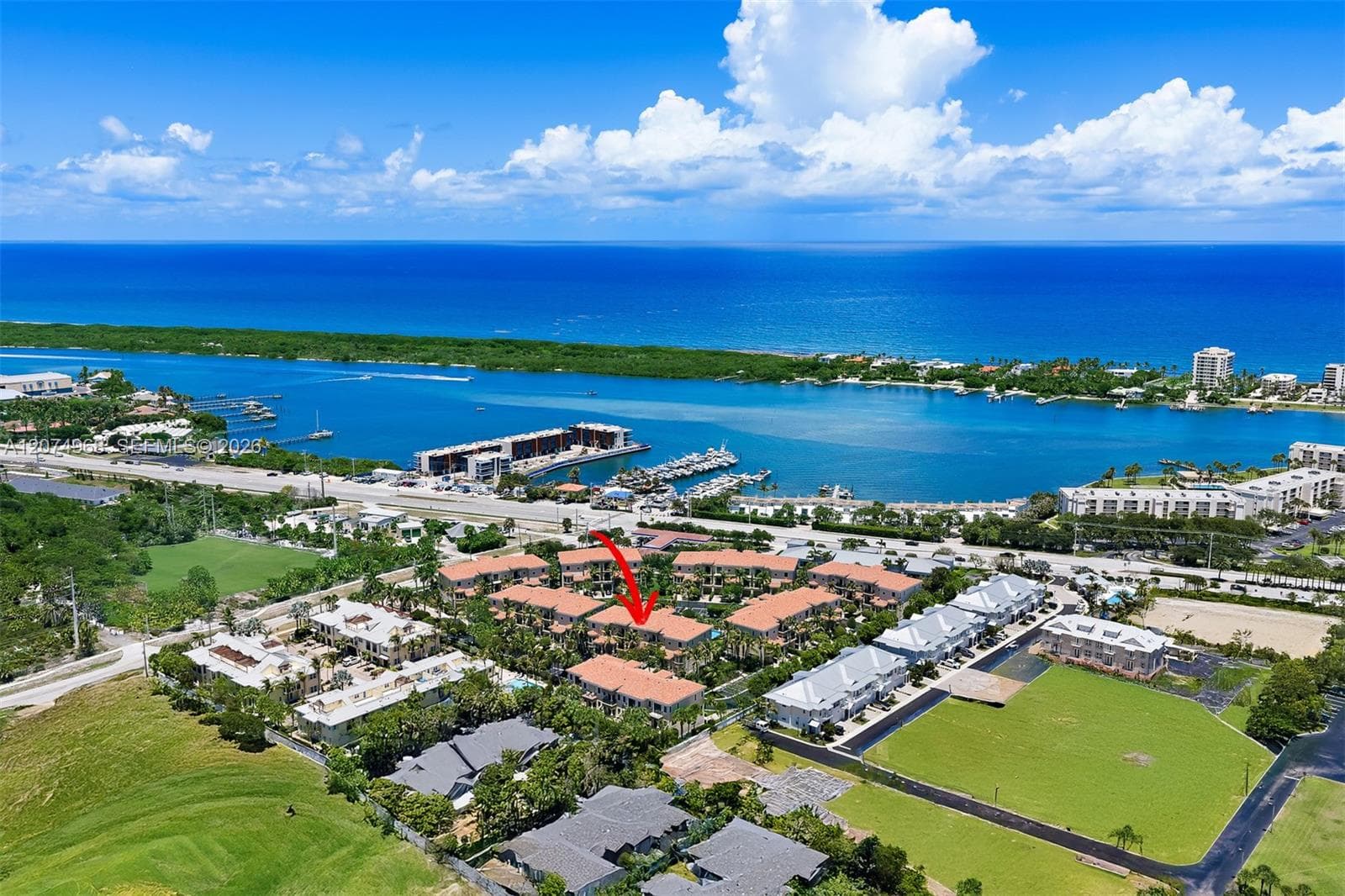703 Del Sol Cir # 703, Tequesta FL 33469 photo 2