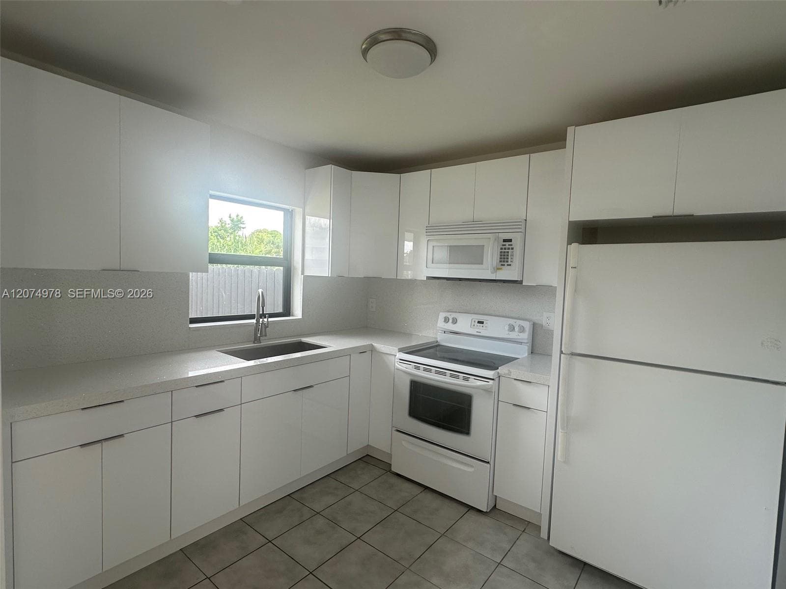 12205 SW 263rd Ter, Homestead FL 33032 photo 5