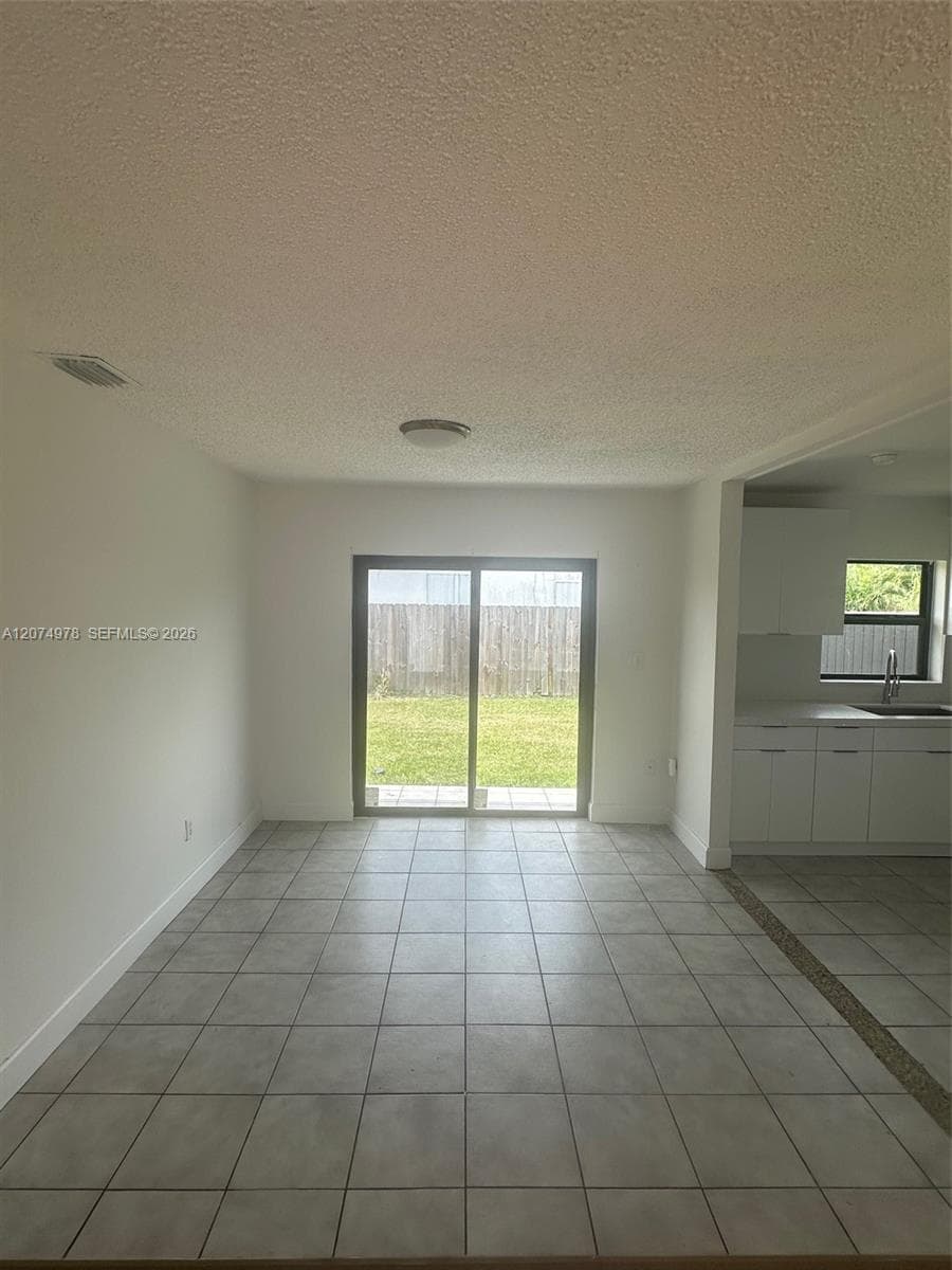 12205 SW 263rd Ter, Homestead FL 33032 photo 4