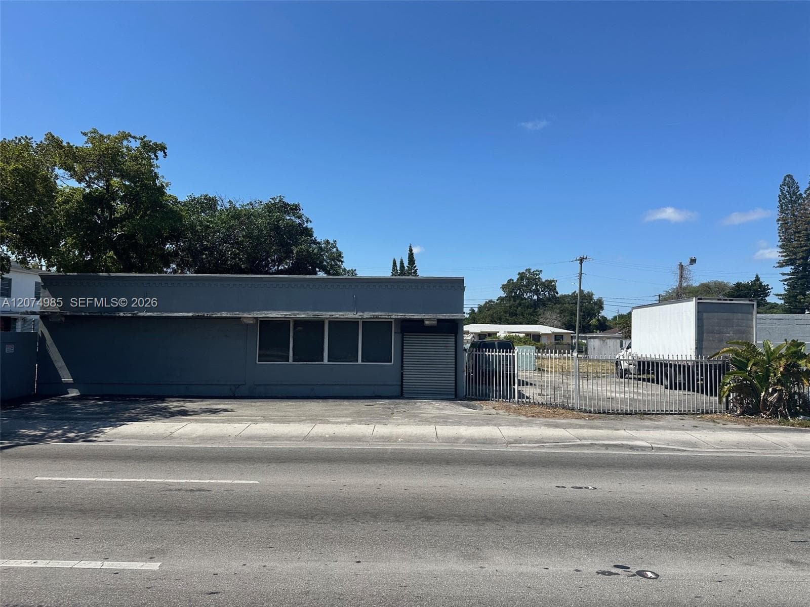 2531 NW 79th St, Miami FL 33147 photo 2