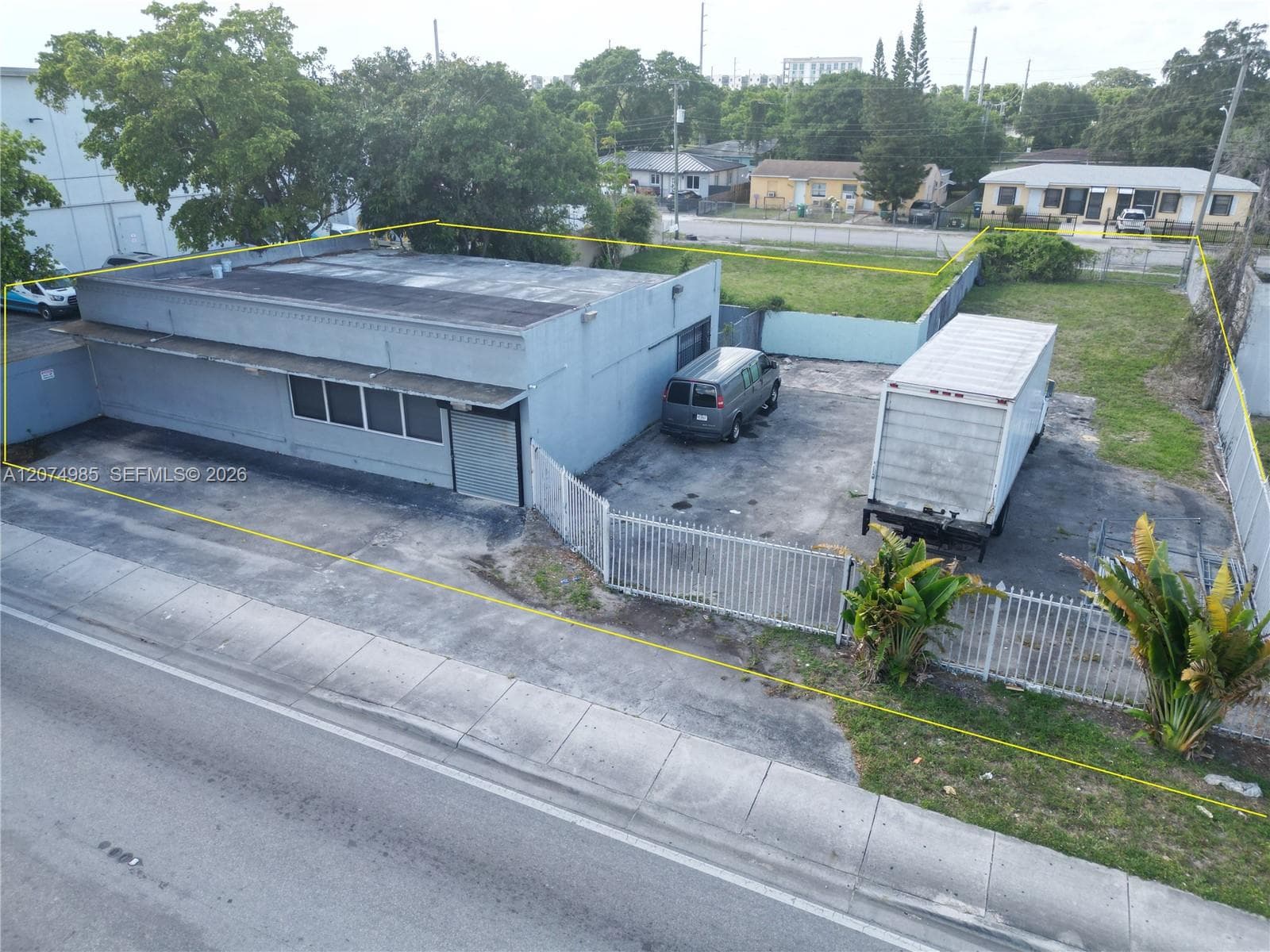 2531 NW 79th St, Miami FL 33147