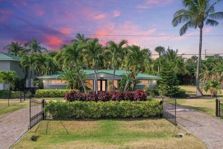 1578 THUMB POINT Drive, Fort Pierce FL 34949 photo 4