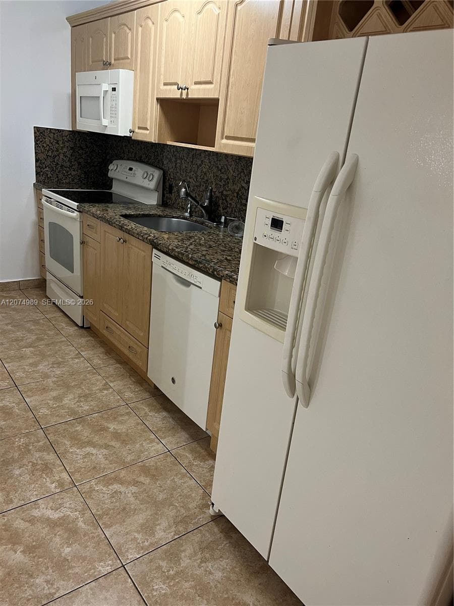 627 W 68th St # 627, Hialeah FL 33014 photo 2