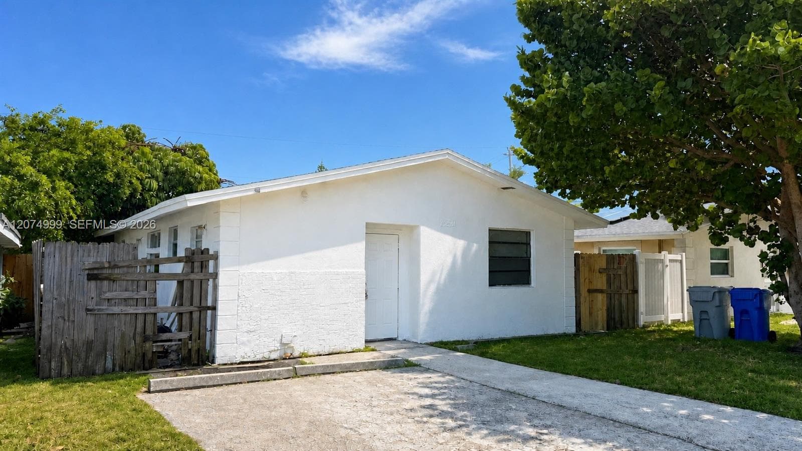 2250 NW 4th Ct, Pompano Beach FL 33069 photo 3