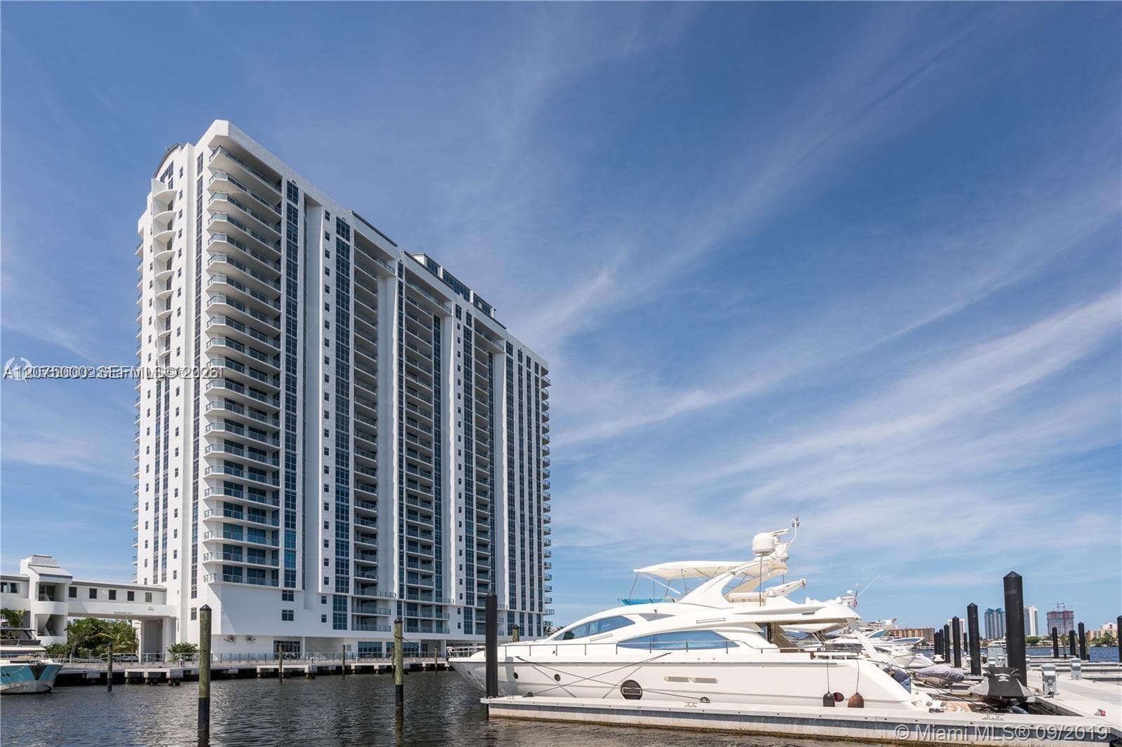 17301 Biscayne Blvd # 1211, North Miami Beach, FL 33160 photo 2