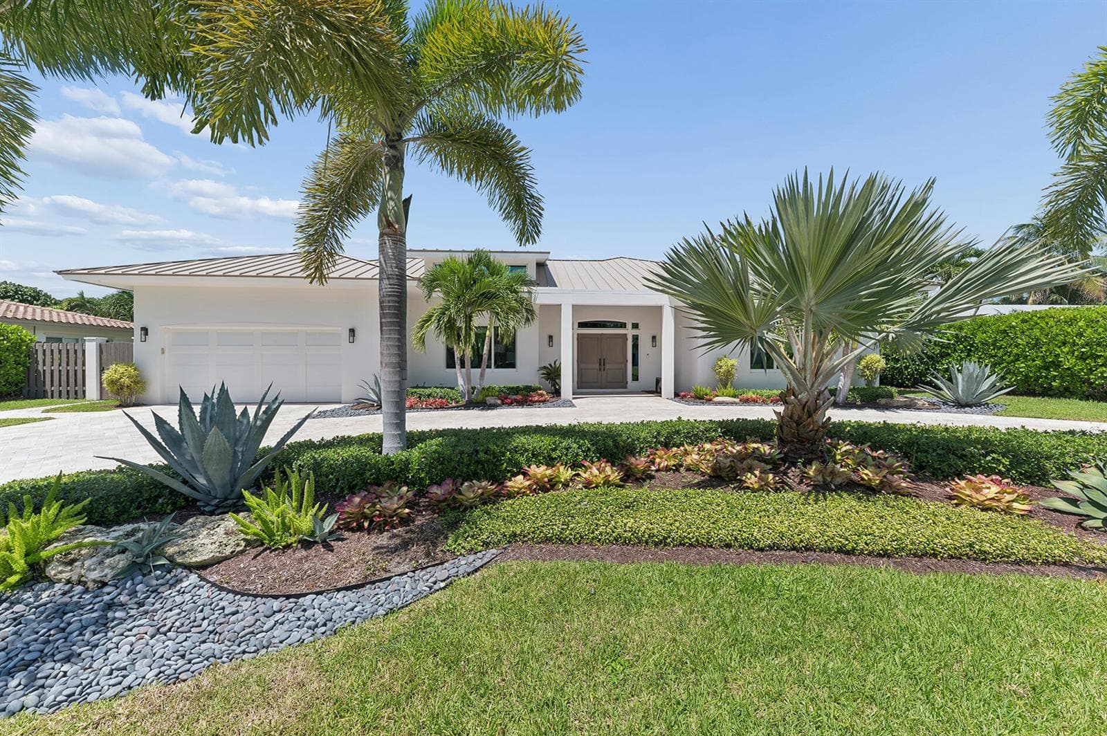115 NE 16TH Court, Delray Beach FL 33444 photo 2