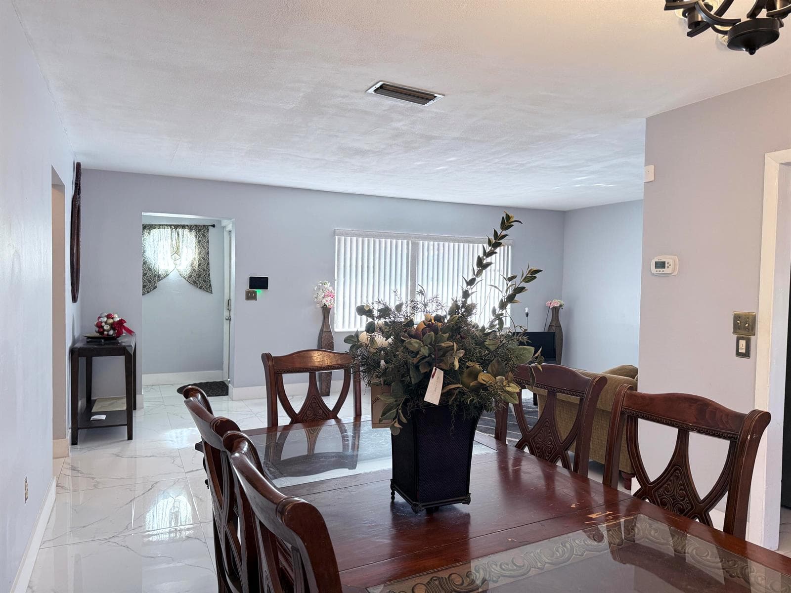 7201 MCKINLEY Street, Hollywood FL 33024 photo 4