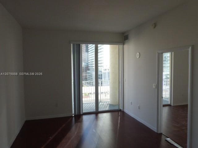 115 SW 11th St # 909, Miami, FL 33130 photo 5