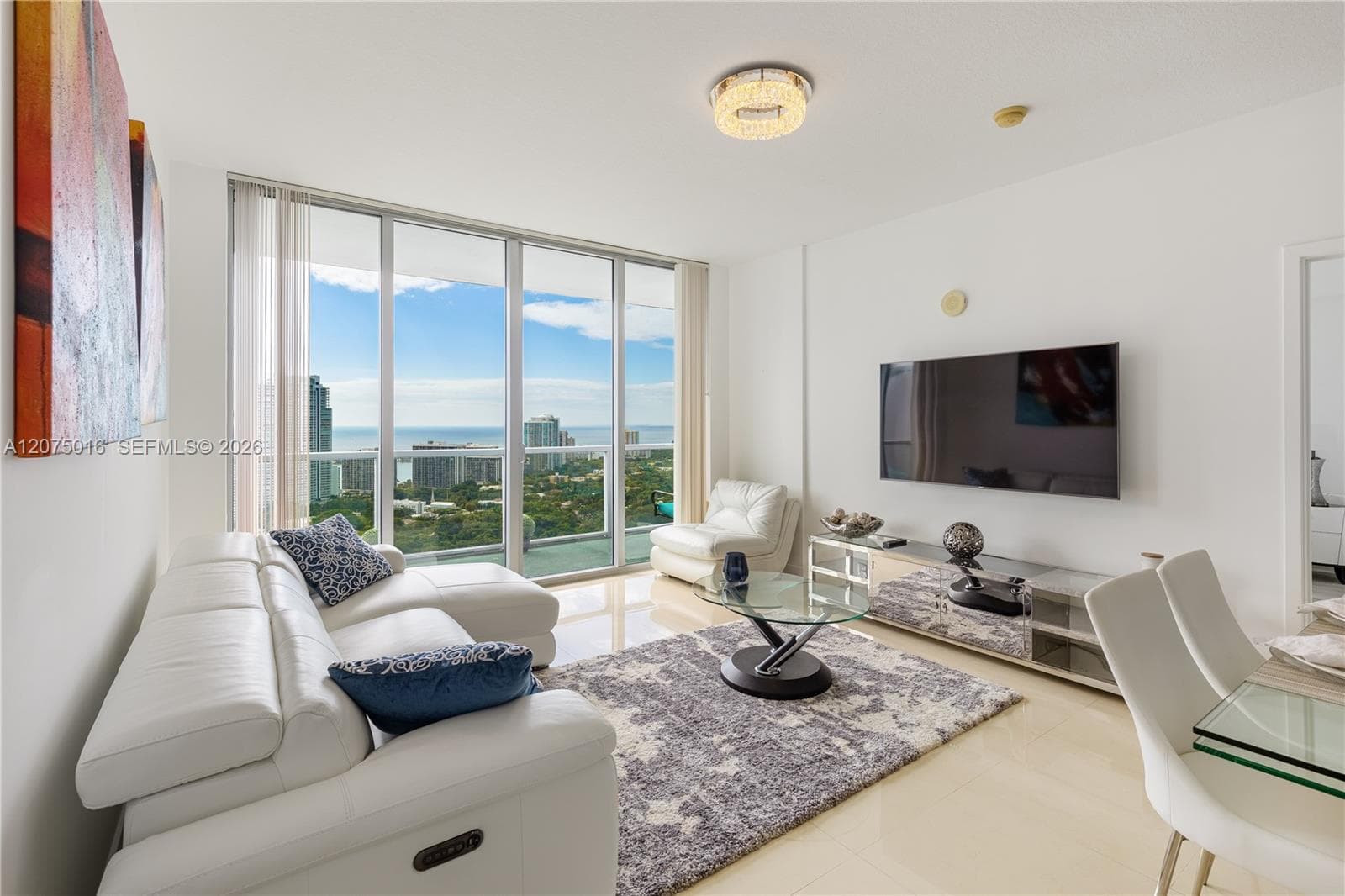 79 SW 12th St # 3704, Miami FL 33130 photo 4