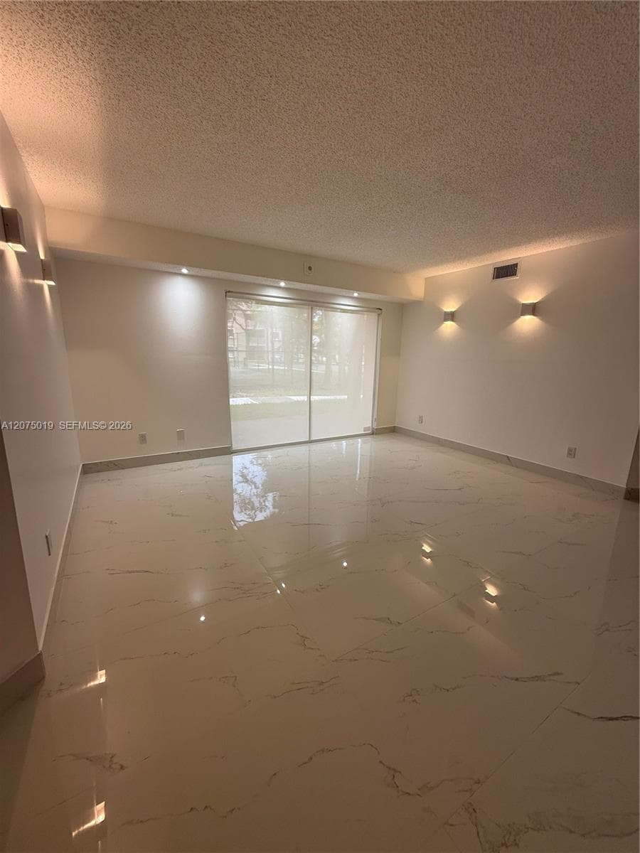 15781 SW 106th Ter # 104, Miami FL 33196 photo 4