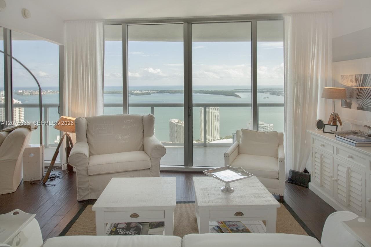 465 Brickell Ave # 4703, Miami FL 33131