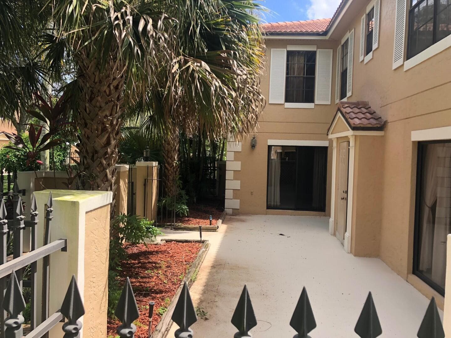 356 PRESTWICK Circle # 1, Palm Beach Gardens FL 33418 photo 4