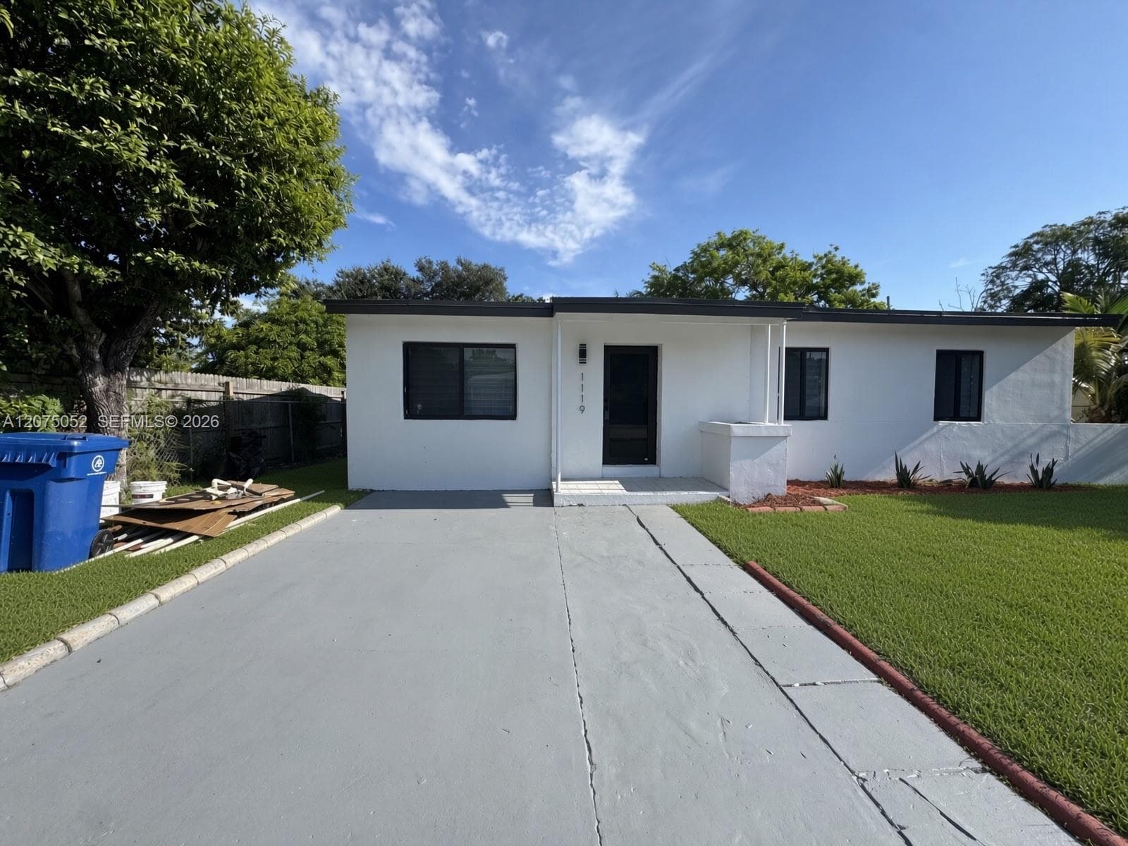 1119 NW 11th Ct, Fort Lauderdale FL 33311 photo 2