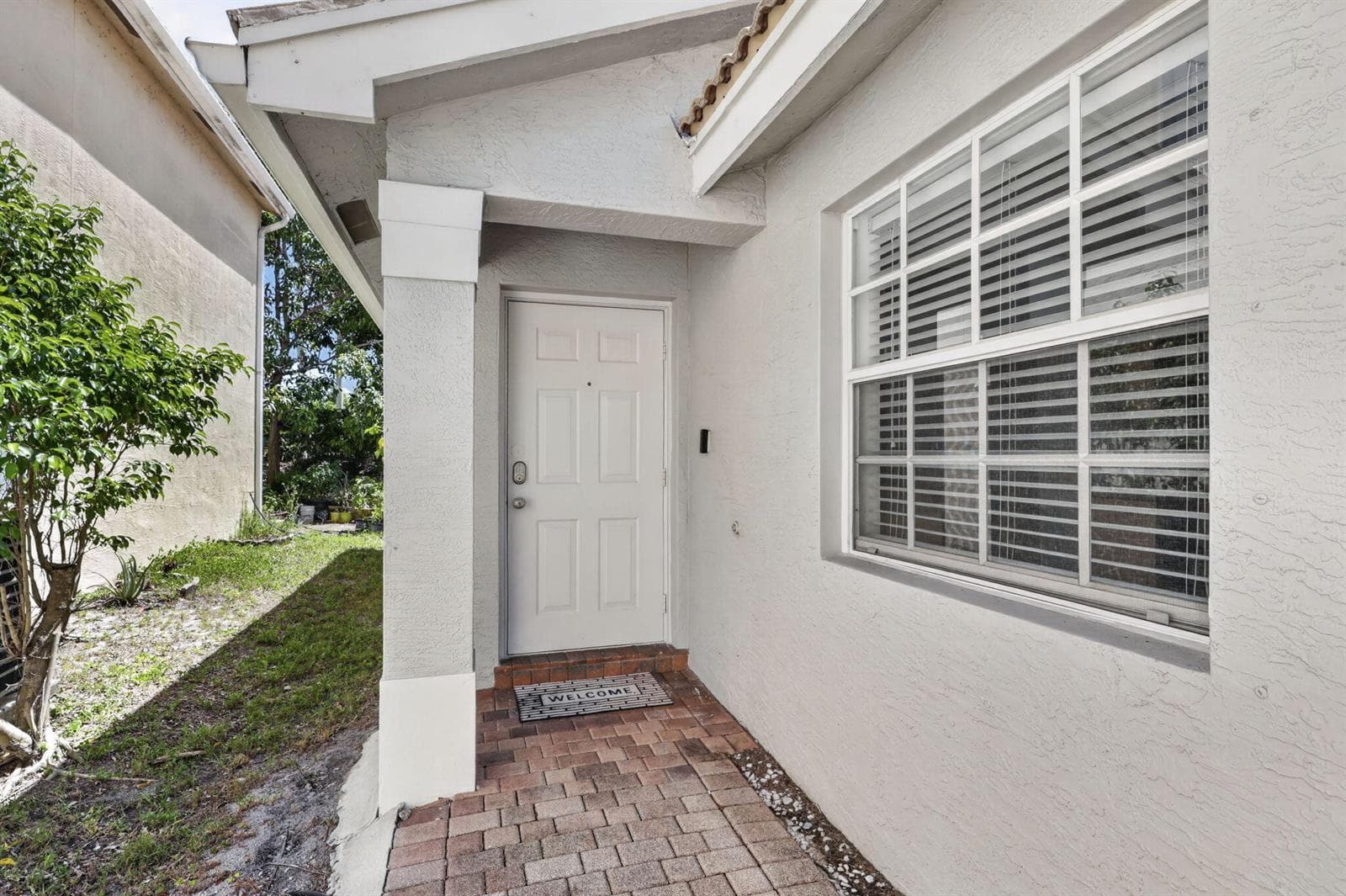 5088 NORTHERN LIGHTS Drive, FL 33463 photo 3