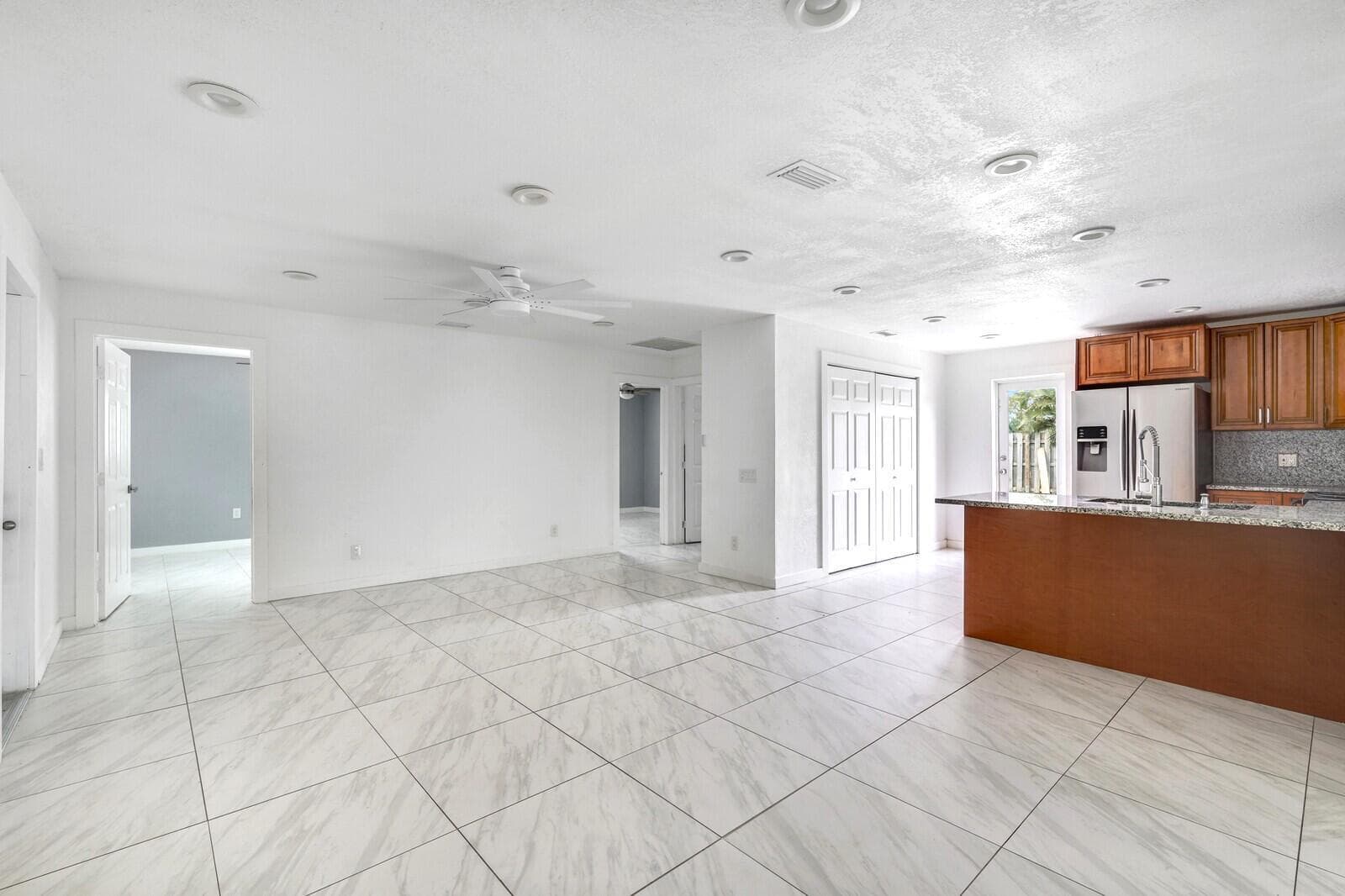 4389 BELLEWOOD Street, Palm Beach Gardens FL 33410 photo 4