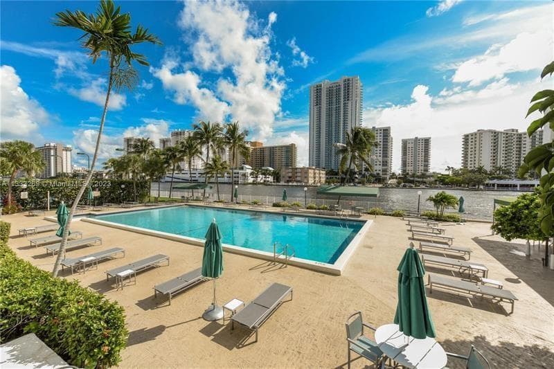 800 Parkview Drive, Hallandale Beach FL 33009 photo 2