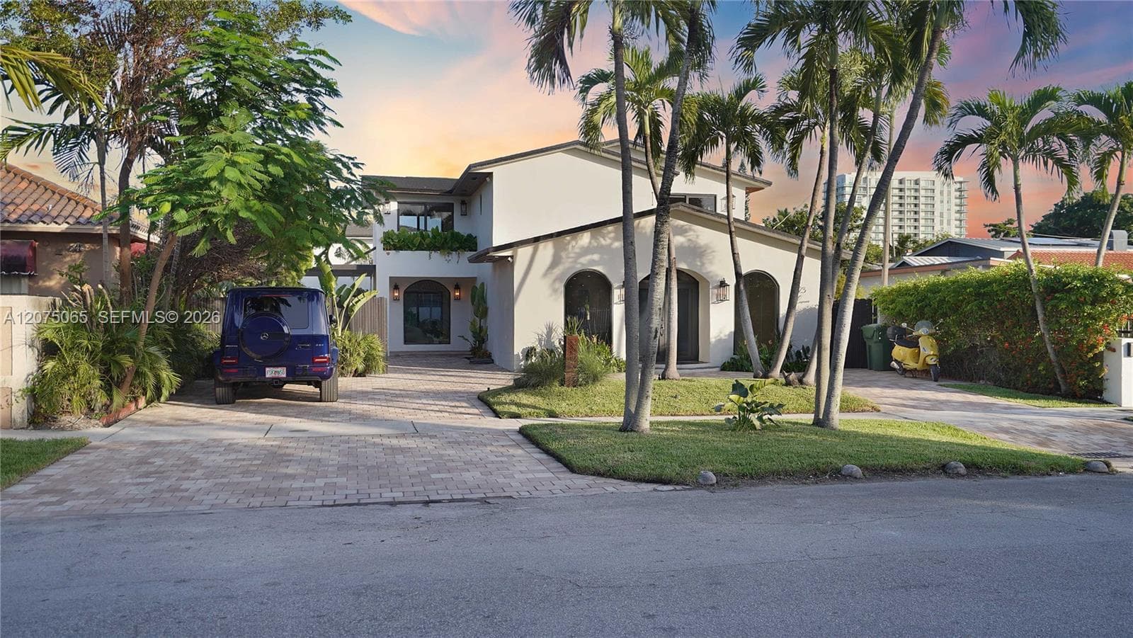 2311 SW 5th Ave, Miami FL 33129 photo 3