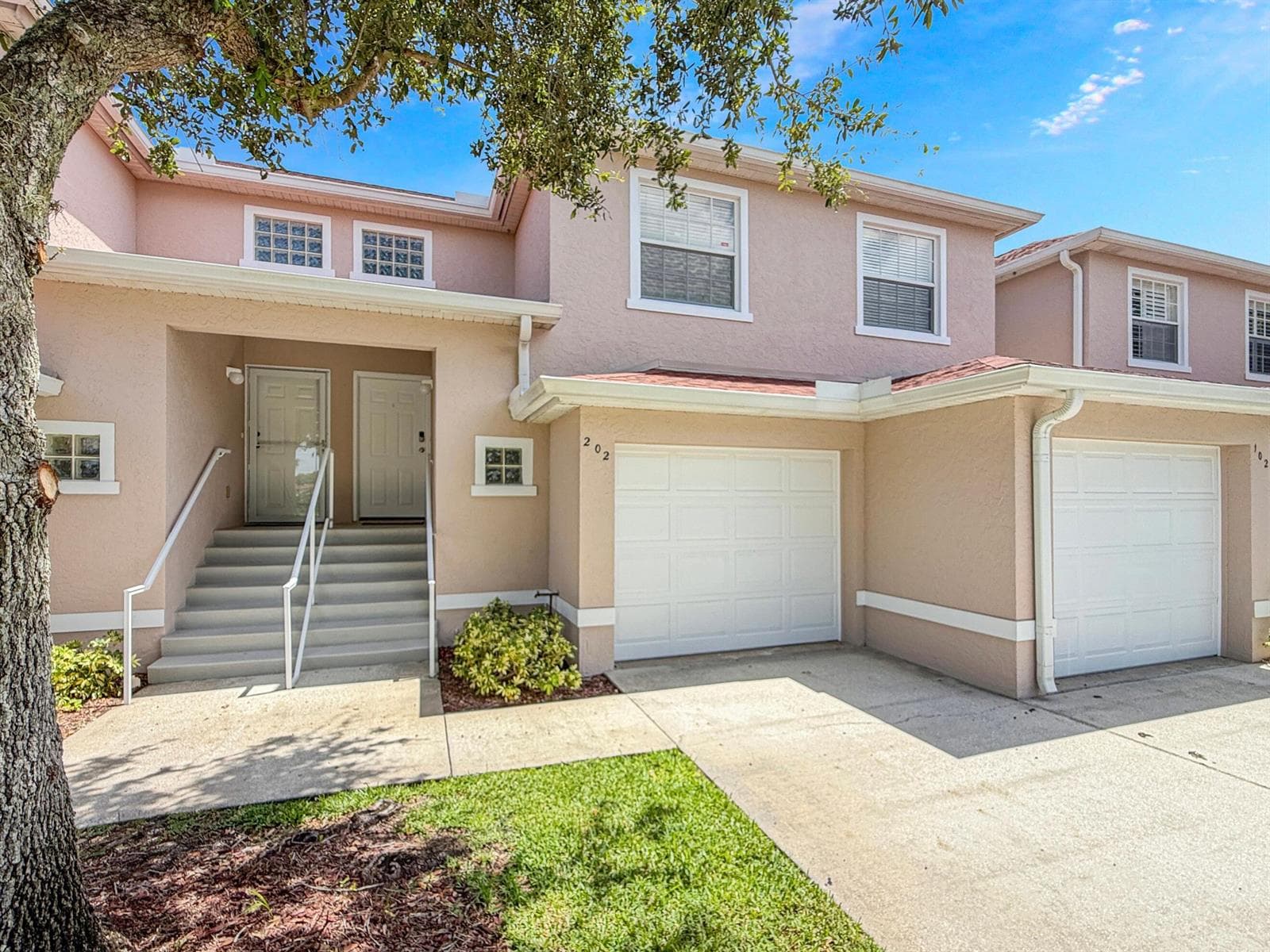 295 Grand Royale Circle # 202, Vero Beach FL 32962
