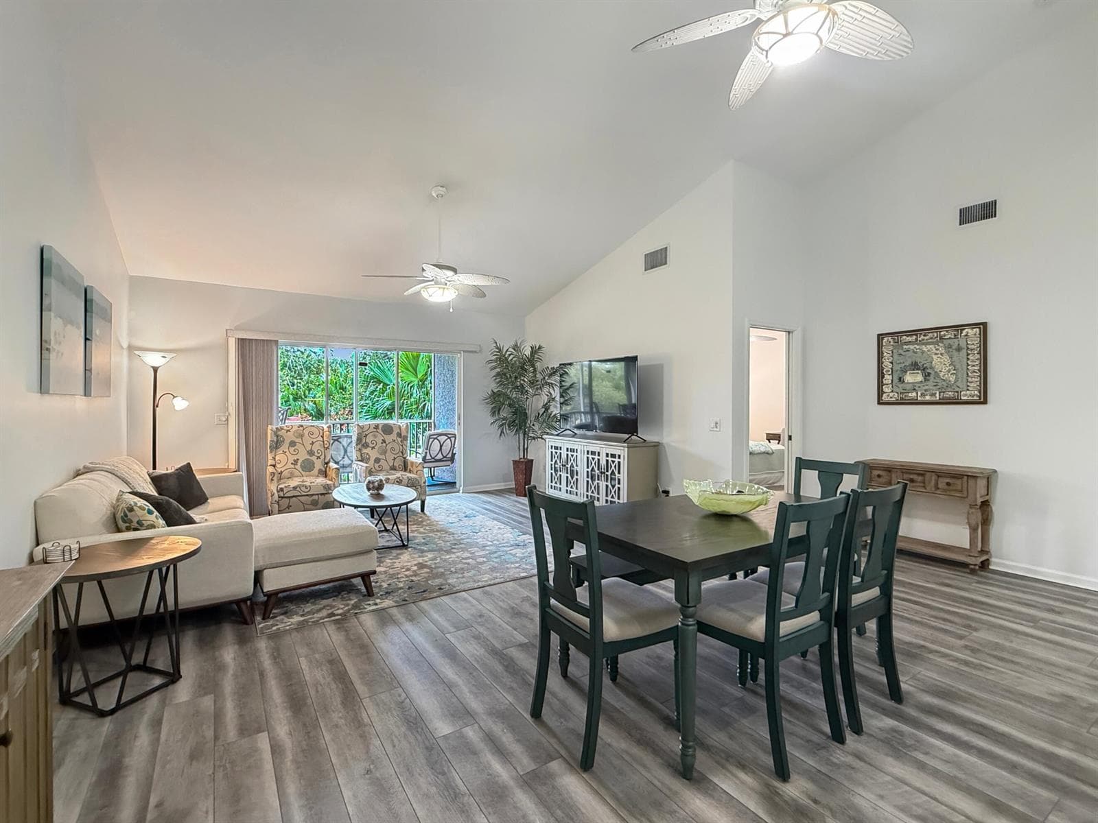 295 Grand Royale Circle # 202, Vero Beach FL 32962 photo 4