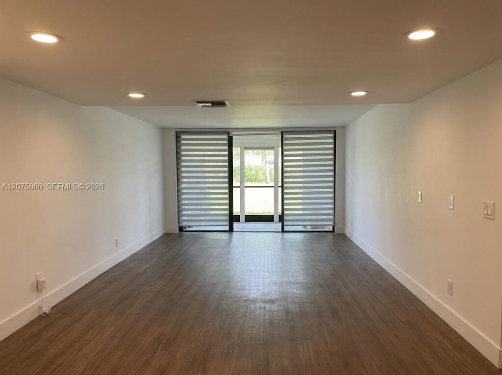 16500 Golf Club Rd # 104, Weston FL 33326 photo 4