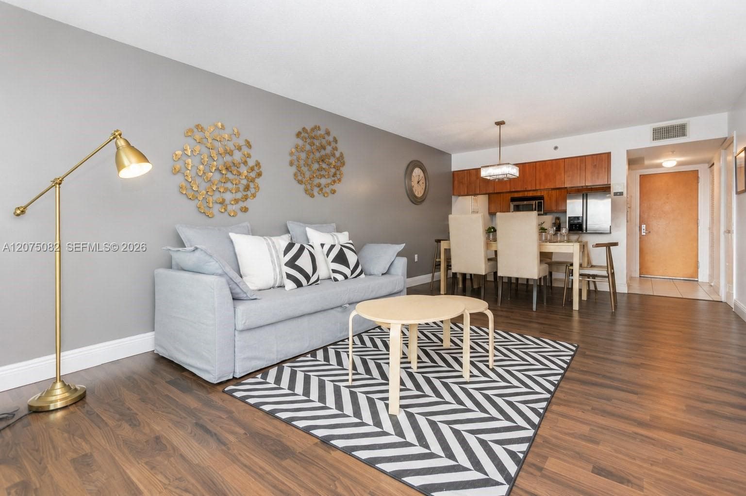 1200 Brickell Bay Dr # 3207, Miami FL 33131 photo 3