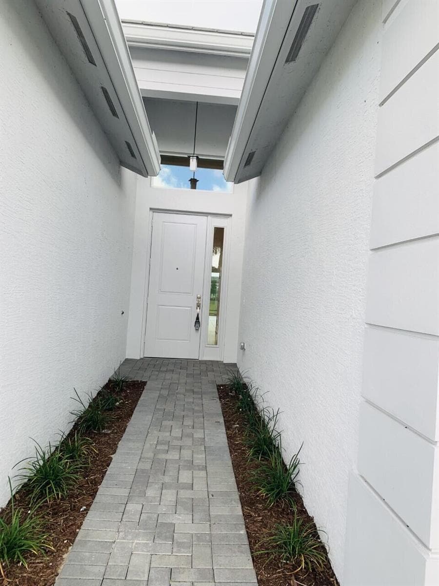 11933 SW Poseidon Way, Port St. Lucie FL 34987 photo 4